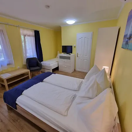 Muskatlis Haz Проживание в семье Балатонлелле